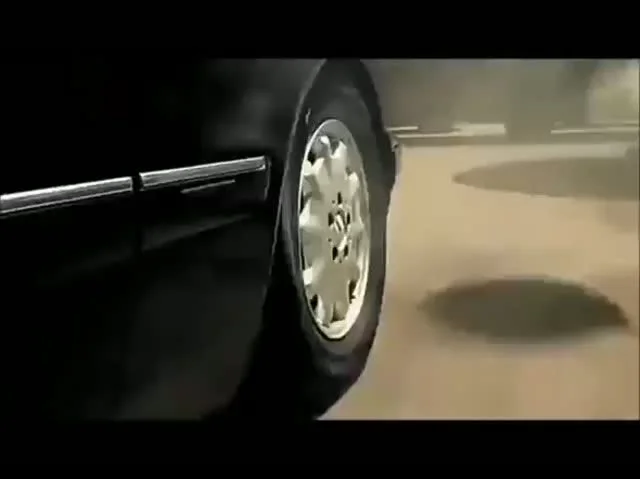 10 vicces James Bond reklám