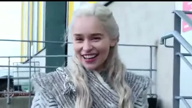 Emilia Clarke vidám pillanatai