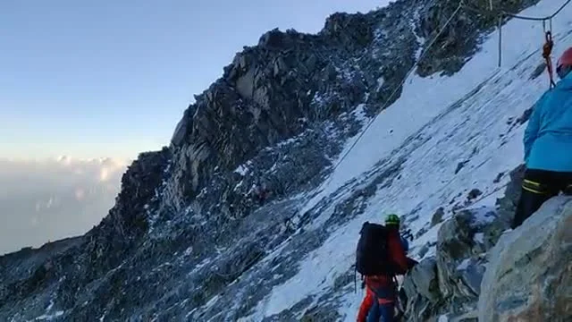 Kőlavina áradat(Mont Blanc)