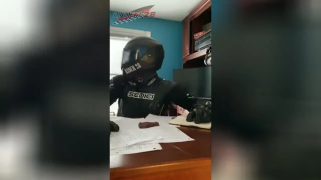 Csodálatos szép áprilisi reggelt mindenkinek!