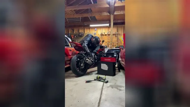 Előfordul néha szerelés közben