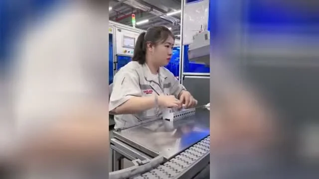 Művészi kismegszakító tesztelő