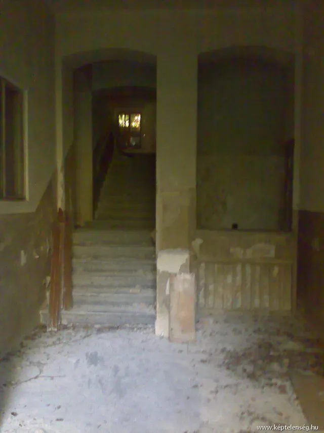 Thumbnail 38